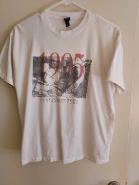 wild fable White Graphic '1995' Short Sleeve Tee